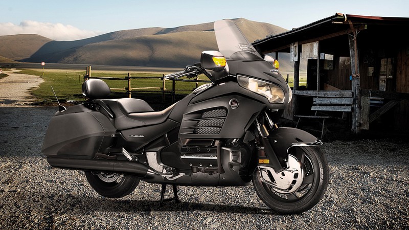 moto-honda-bpm-f6b-bagger-002